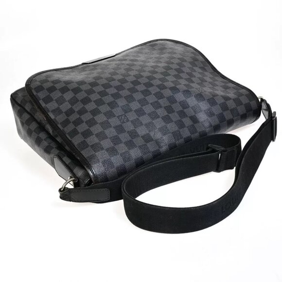 LOUIS VUITTON Daniel MM Shoulder Bag Damier Graphite Leather BK N58029 89FA587 - Picture 5 of 16